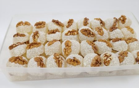 باسلوق گردویی خوشمزه، دسر محبوب ایرانی