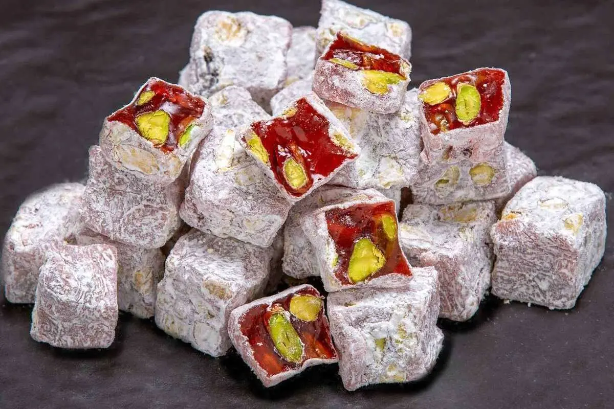 نکاتی درباره خرید و نگهداری شیرینی لوکوم در منزل